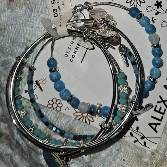 Alex Ani RARE Vitamin Sea 5 Set Bangles Anchor Nautical Beach Ocean Beaded Charm - Picture 7 of 7